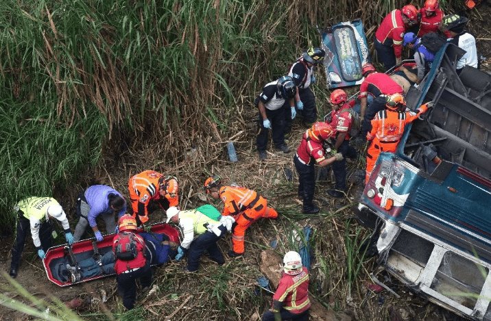 Fallece mexicano en accidente de autobús en Guatemala: SRE