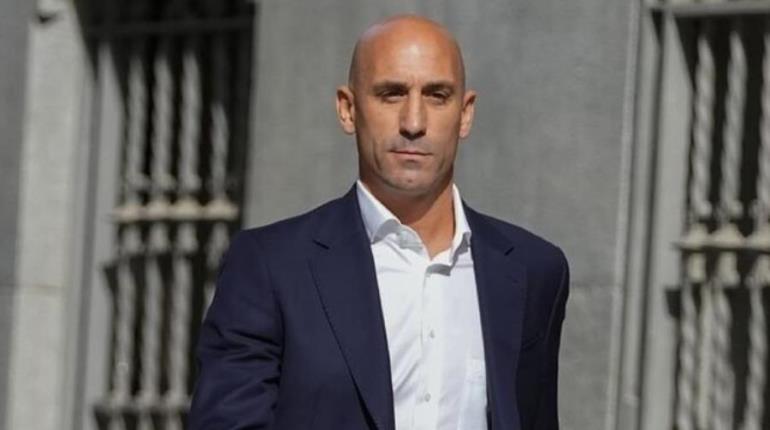 "Fue un beso no consentido" concluye fiscal del juicio de Luis Rubiales