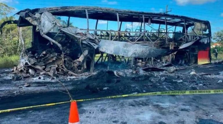 Identifica Fiscalía de Campeche restos de 38 fallecidos de accidente en Escárcega