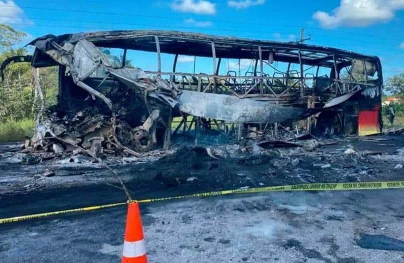 Identifica Fiscalía de Campeche restos de 38 fallecidos de accidente en Escárcega