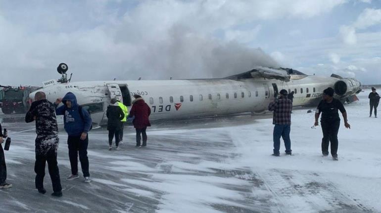 Ahora se estrella avión en aeropuerto de Toronto; reportan 8 heridos