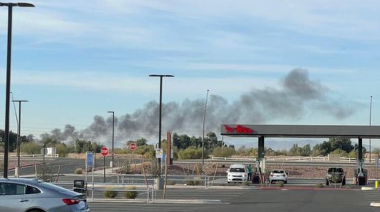 Choque de aviones en Arizona deja al menos 2 muertos