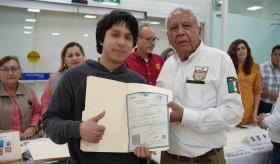 Reciben en Tabasco a 130 connacionales repatriados de EE. UU.