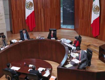 Aprueba Tribunal boletas para la elección judicial; reconoce que son “confusas”