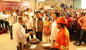 A consumir local llama gobernador, durante inauguración de Centros de Acopio de Cacao en Tabasco