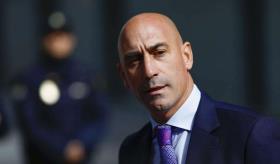 Luis Rubiales es declarado culpable y recibe multa de 10 mil euros por beso a Jenni Hermoso