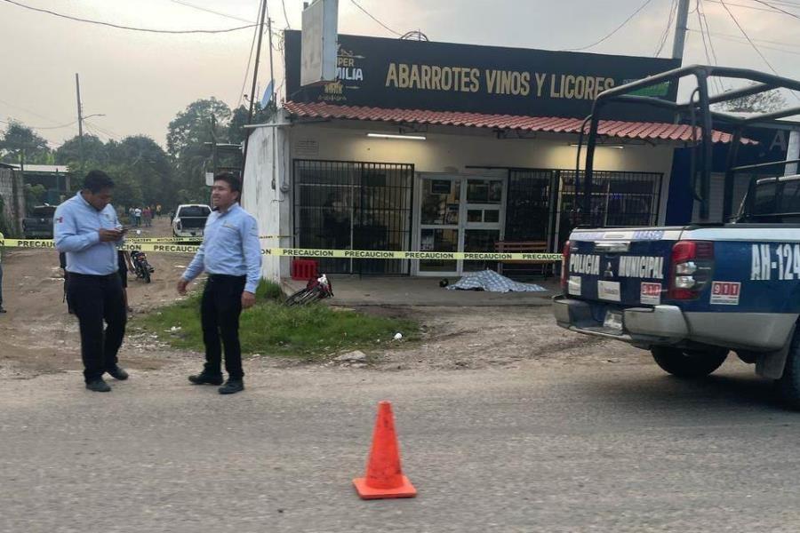 ¡Otro más en Huimanguillo! Ejecutan a hombre afuera de una tienda de abarrotes