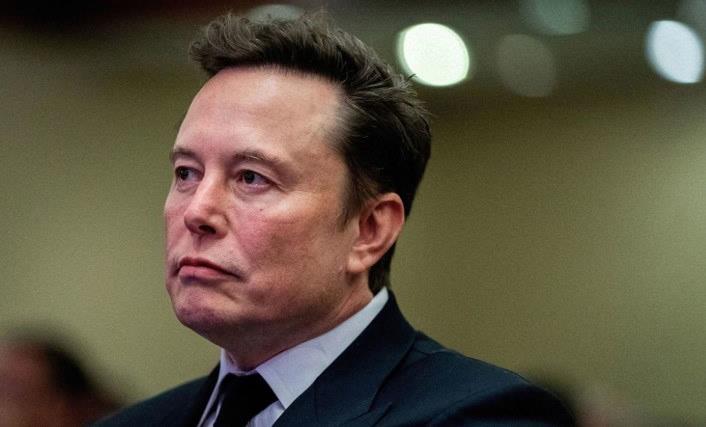 Pide Musk a empleados federales de EE. UU. que resuman sus labores por correo electrónico para no ser despedidos