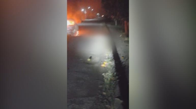 Ejecutan a persona e incendian vehículo en Cumuapa 1ra, Cunduacán