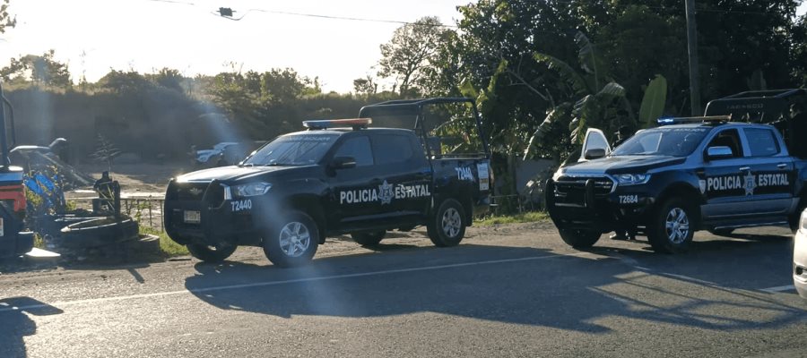 Catean vehículos en almacén de material y montan operativo en la Villahermosa-Frontera