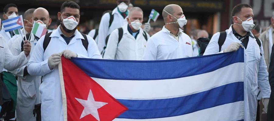 EE. UU. restringirá visas a quienes contraten a médicos cubanos en el extranjero