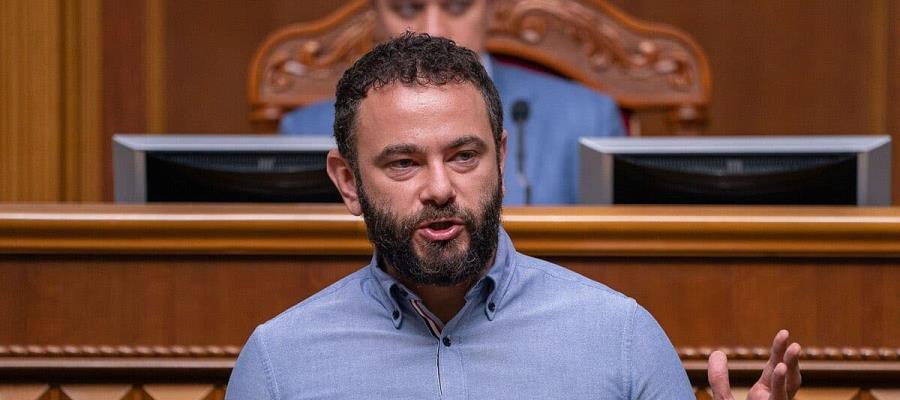 Diputado ucraniano convoca a iniciar juicio político contra Zelensky tras discusión con Trump