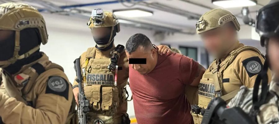 Detienen a "El Conejo", l&iacute;der de Los 300, por presunto homicidio