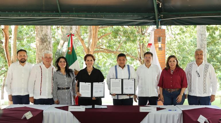 Acercar cultura postal a niños y posibilidad de promover a Tabasco en timbres postales acuerdan Sepomex y May