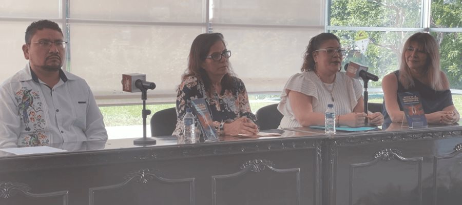 Presentan docentes de la UJAT "Retos de la Investigación Universitaria", una guía para los estudiantes