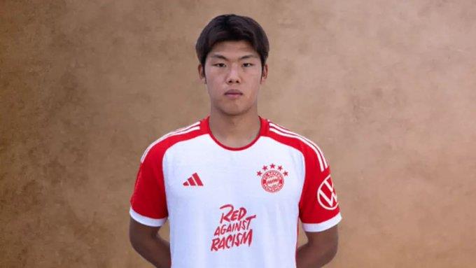 Muere futbolista chino de 19 años tras rodillazo en partido amistoso Muere futbolista chino de 19 años tras rodillazo en partido amistoso