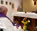 Papa tiene leves mejoras en su movilidad: Vaticano