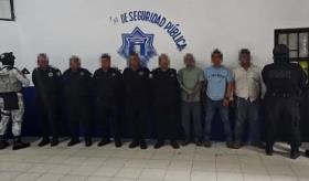 Policías chiapanecos detenidos en Teapa no seguirán su proceso en prisión preventiva: FGE