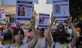 Amnistía Internacional critica estrategia de Sheinbaum para atender desapariciones