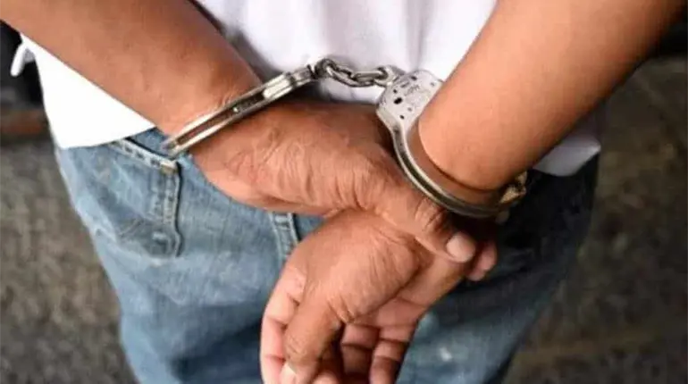 Detienen a director de seguridad pública de municipio de Chihuahua por feminicidio