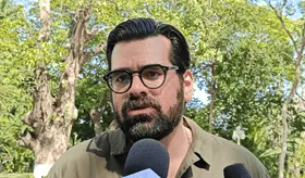 "Hay quienes disfrutan la campaña y la grilla": Daniel Casasús a Evaristo