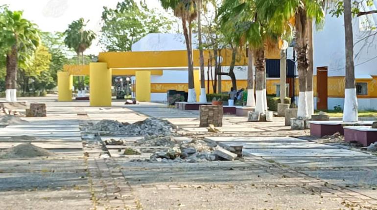 Avanzan trabajos de rehabilitación del Parque Tabasco