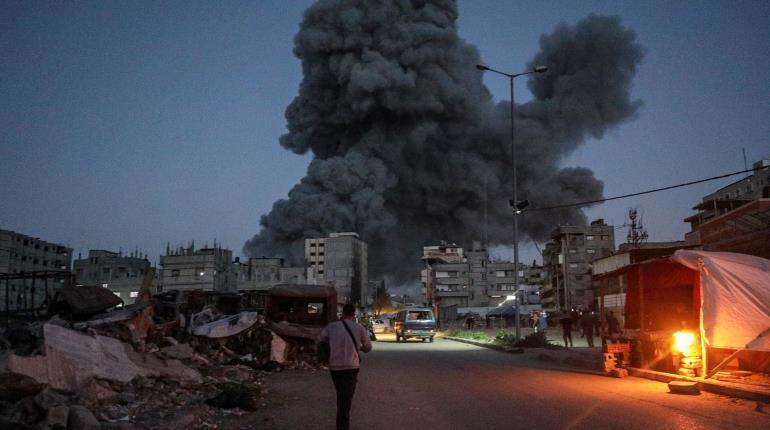 Realiza Israel bombardeo nocturno en Gaza; reportan 55 muertos