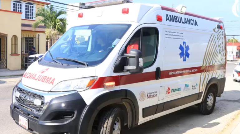 Entrega Nacajuca ambulancia para traslado de pacientes en poblado Guatacalca
