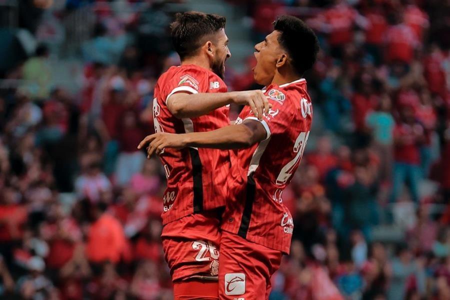 Toluca vence 2-1 a Santos Laguna y cierra jornada 14 de Liga Mx en segundo lugar Toluca vence 2-1 a Santos Laguna y cierra jornada 14 de Liga Mx en segundo lugar
