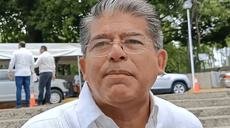Instalarán medidores de calidad de aire y tableros en alrededores de refinería Olmeca