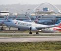 Chocan alas de aviones en aeropuerto de Washington