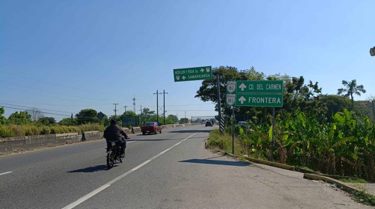 Aprovechan los días de descanso para escaparse a balnearios de Tabasco
