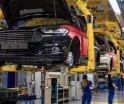 Paraliza Ford exportaciones de vehículos a China tras guerra arancelaria