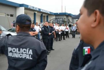 Asegura exjefe policiaco de Temixco, Morelos, que fue cesado por el alcalde por no aceptar pactar con el narco