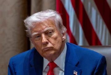 Exfuncionarios de EE.UU. afirman que Trump manipula las agencias federales para "venganzas personales"