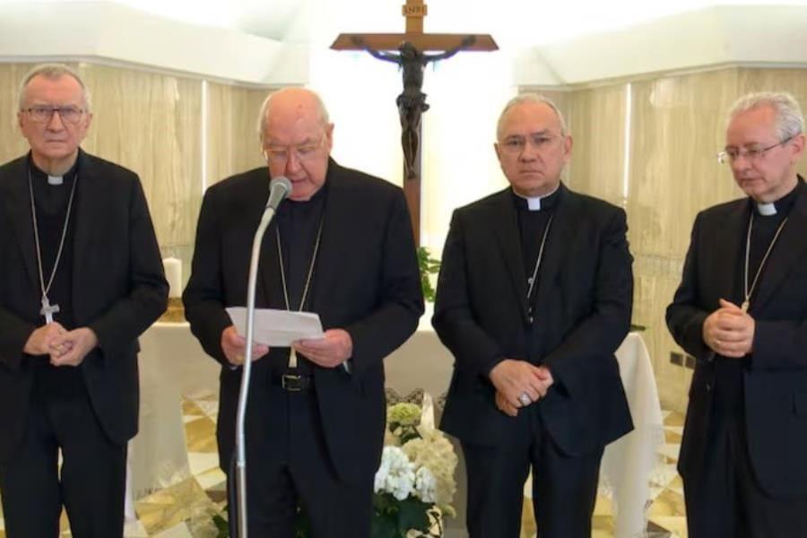 Preside el Camarlengo rito de constatación de la muerte del Papa y colocación del cuerpo en el féretro Preside el Camarlengo rito de constatación de la muerte del Papa y colocación del cuerpo en el féretro