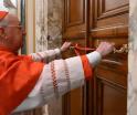 Preside el Camarlengo rito de constatación de la muerte del Papa Francisco
