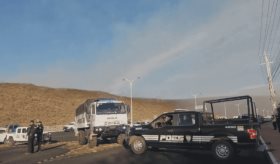Muere soldado y 2 más resultan heridos tras volcadura en carretera de Querétaro