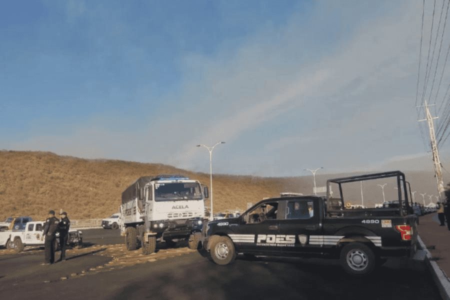 Muere soldado y 2 más resultan heridos tras volcadura en carretera de Querétaro Muere soldado y 2 más resultan heridos tras volcadura en carretera de Querétaro