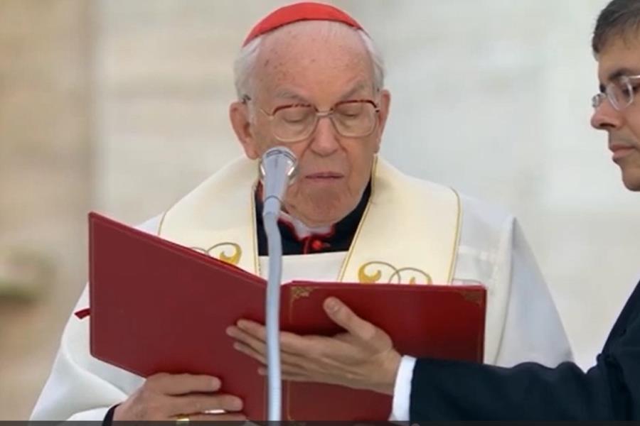 Continúan los rezos por el Papa en la Plaza de San Pedro Continúan los rezos por el Papa en la Plaza de San Pedro
