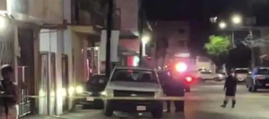 Un ejecutado y un herido de bala fue el saldo de ayer en la noche en La Petrolera y la Primero de Mayo Un ejecutado y un herido de bala fue el saldo de ayer en la noche en La Petrolera y la Primero de Mayo