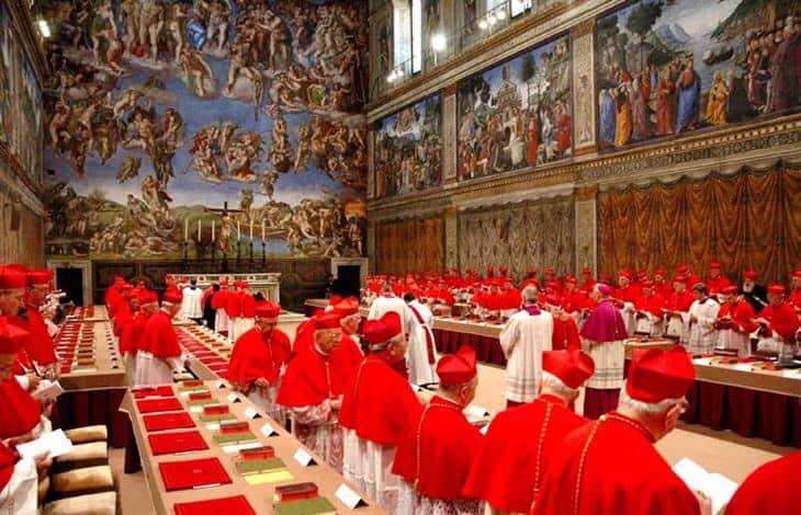 Dos Cardenales no participarán en cónclave