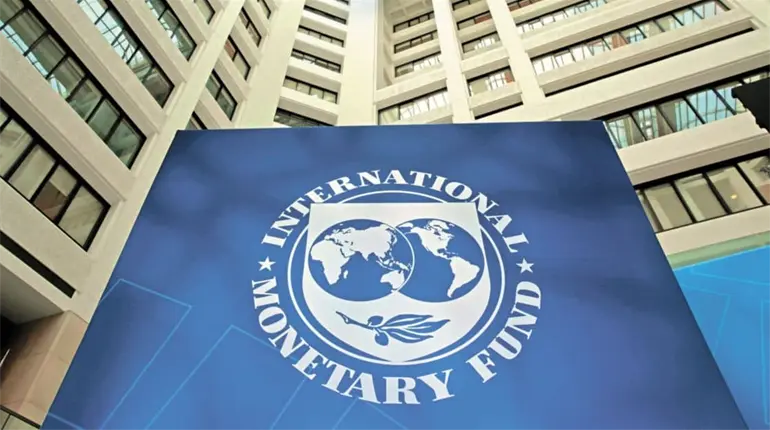 Se los dije: somos optimistas: Presidenta ante previsión del FMI de crecimiento económico