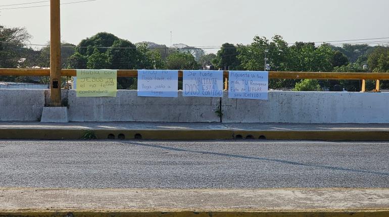 Colocan en Cárdenas mensajes de apoyo en puente donde personas se han querido suicidar