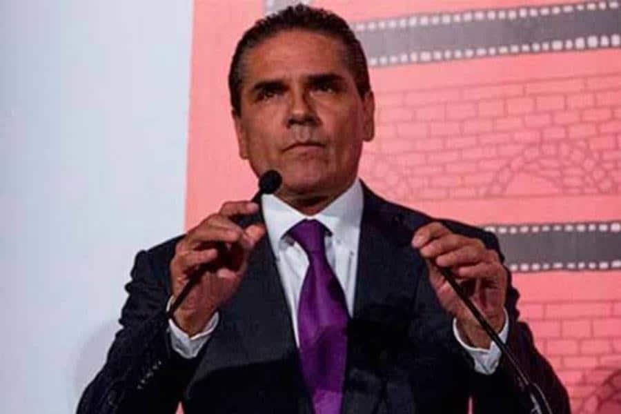 Juez frena orden de captura contra Silvano Aureoles Juez frena orden de captura contra Silvano Aureoles