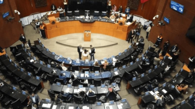Aprueban en comisiones del Senado Ley de Telecom; oposición acusa censura y prisa