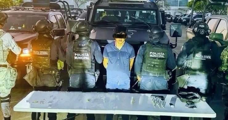 Detiene FIRT Olmeca a "El Chichicapa" en Comalcalco Detiene FIRT Olmeca a "El Chichicapa" en Comalcalco