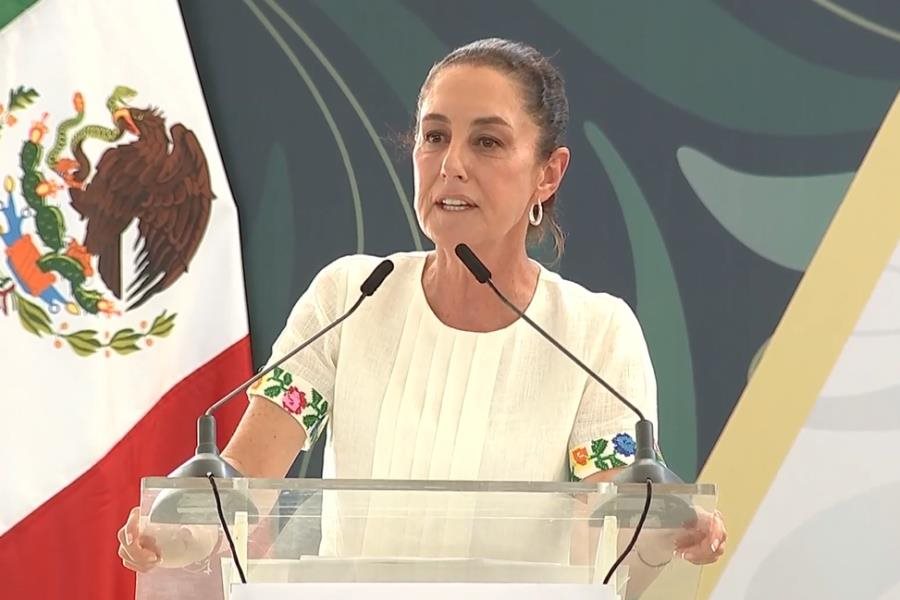 "Ahora los atiendo": Sheinbaum a joven que irrumpió evento en Campeche "Ahora los atiendo": Sheinbaum a joven que irrumpió evento en Campeche