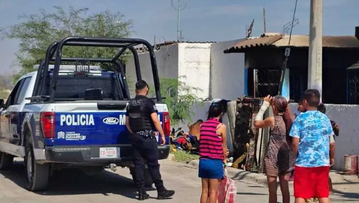 Sujeto incendia vivienda de sus padres con ellos dentro en Coahuila