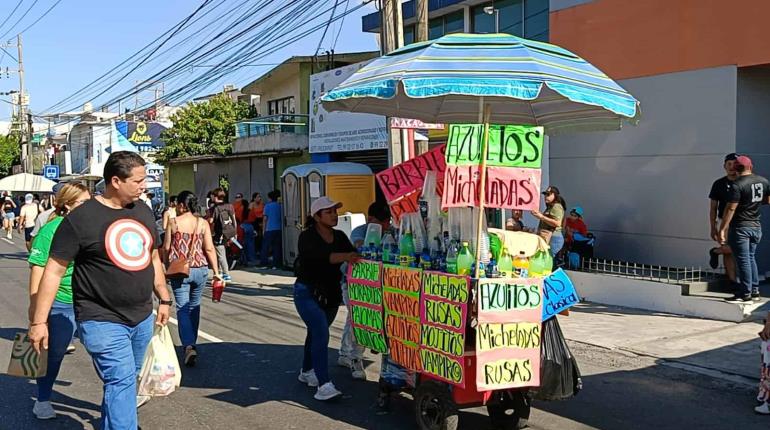 Con el pretexto de los Carros Alegóricos, se desborda el consumo alcohol en la avenida Méndez
